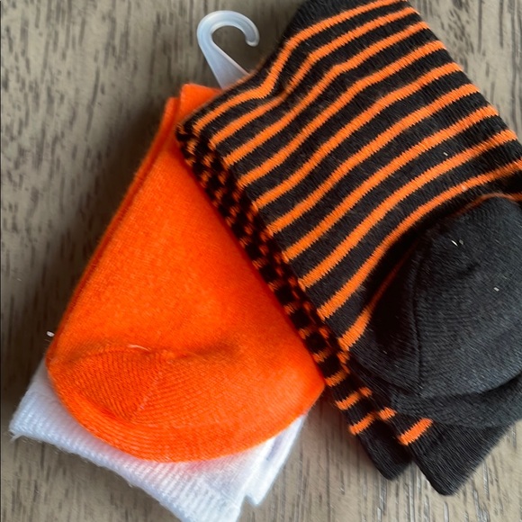 Kid’s Halloween Themed Socks Set - Four 2 Packs - Picture 7 of 11